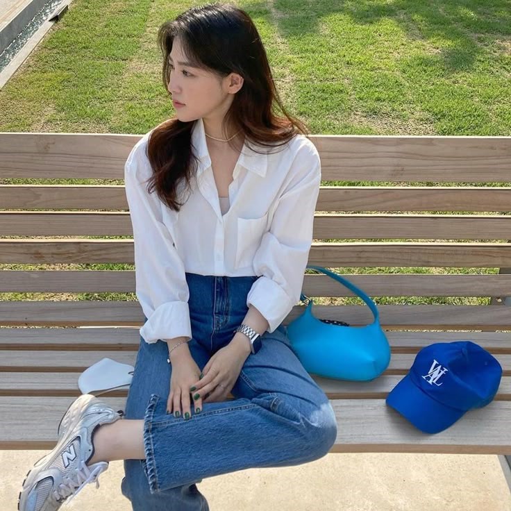 white shirt and jeans outfit