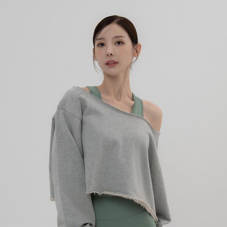 off shoulder crop top