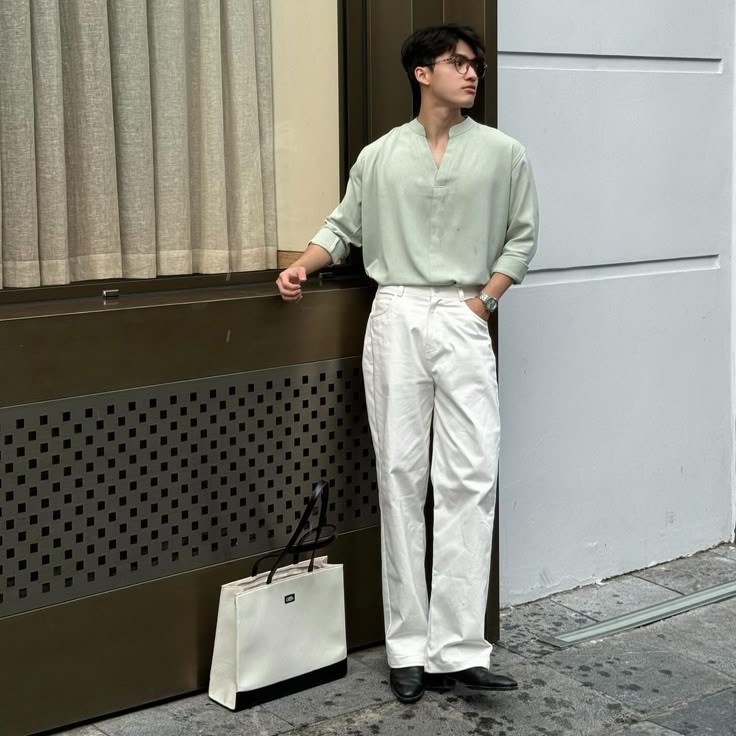 white jeans outfit men
