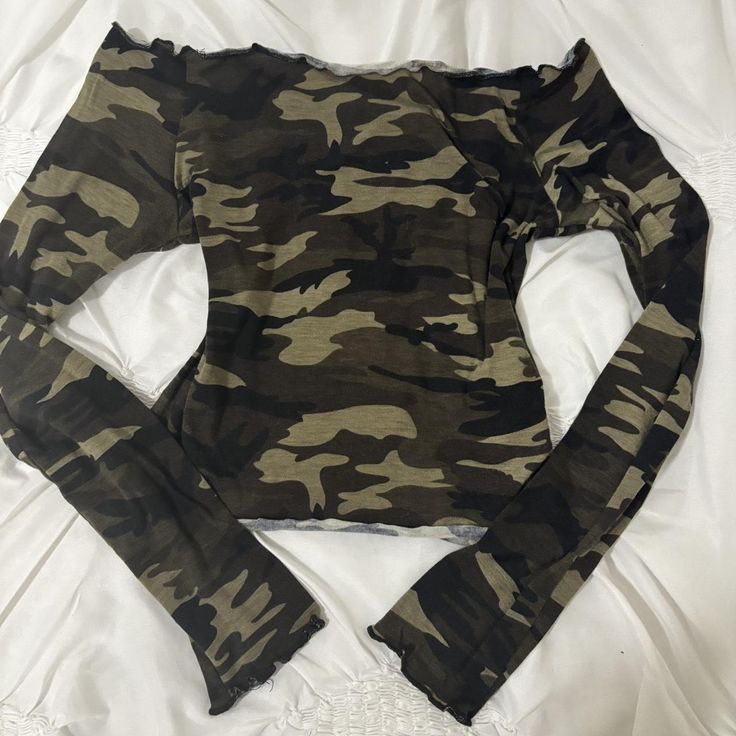camo off the shoulder top