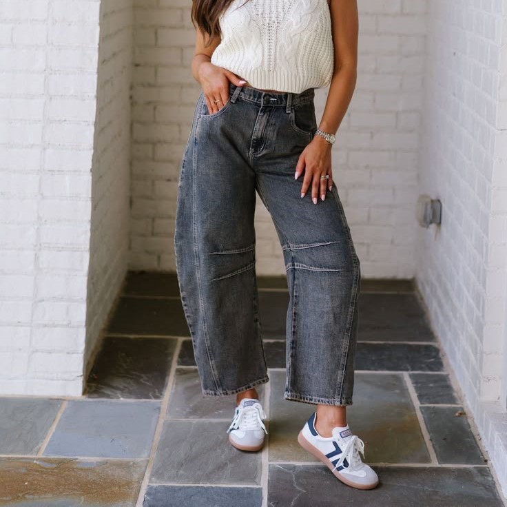barrel jeans outfit