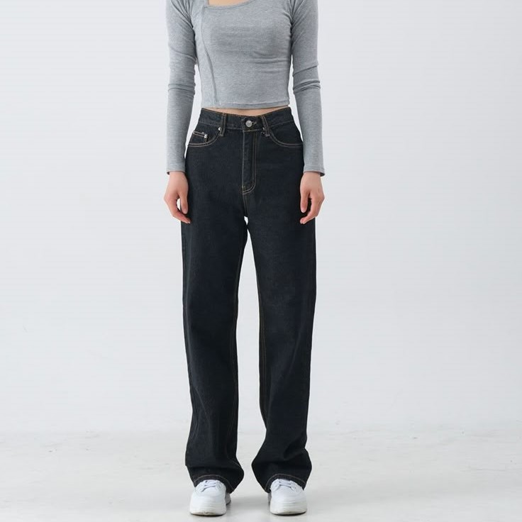 black jeans outfit women